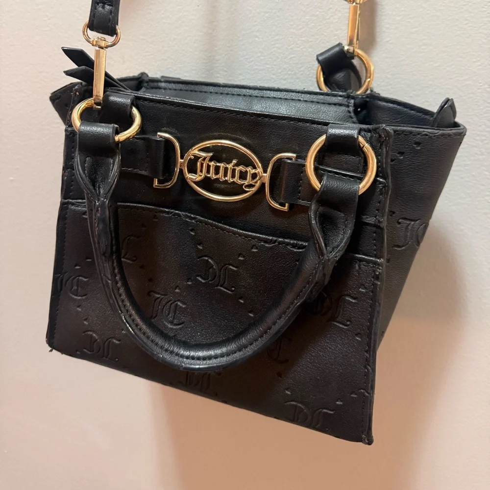 Juicy Couture Crossbody - Picture 4 of 4